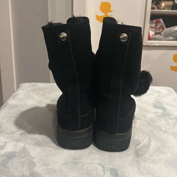 Michael Kors used black boots 8-8 1/2 - Picture 4 of 8